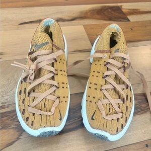 Nike Women's Mustard and White Sneakers